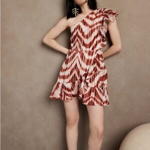 Banana Republic One-Shoulder Dress in Red and White